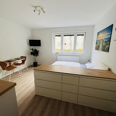 Black Forest City Apartment Mit Kostenlosem Parkplatz ไฟรบวร์กอิมไบรส์เกา ภายนอก รูปภาพ